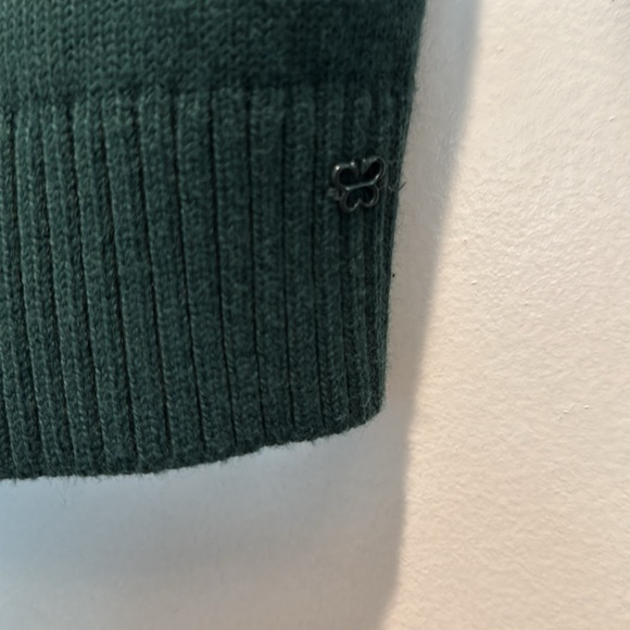 Aritzia Sunday Best Sweater - Picture 3 of 8